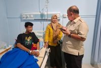 Kepala Badan Gizi Nasional (BGN), Dadan Hindayana mengunjungi langsung para siswa MAN 1 dan SMP PGRI 1 Cianjur. (Dok. BGN)