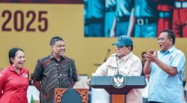 Presiden RI Prabowo Subianto saat menghadiri peringatan Hari Buruh Internasional di Lapangan Monas, Jakarta, Kamis (1/5/2025). (Dok. Tim Media Prabowo Subianto)